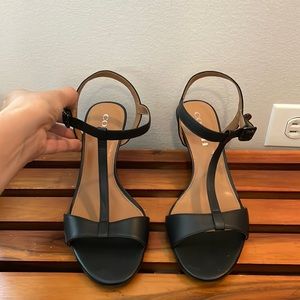 Coach 7 1/2 black heels